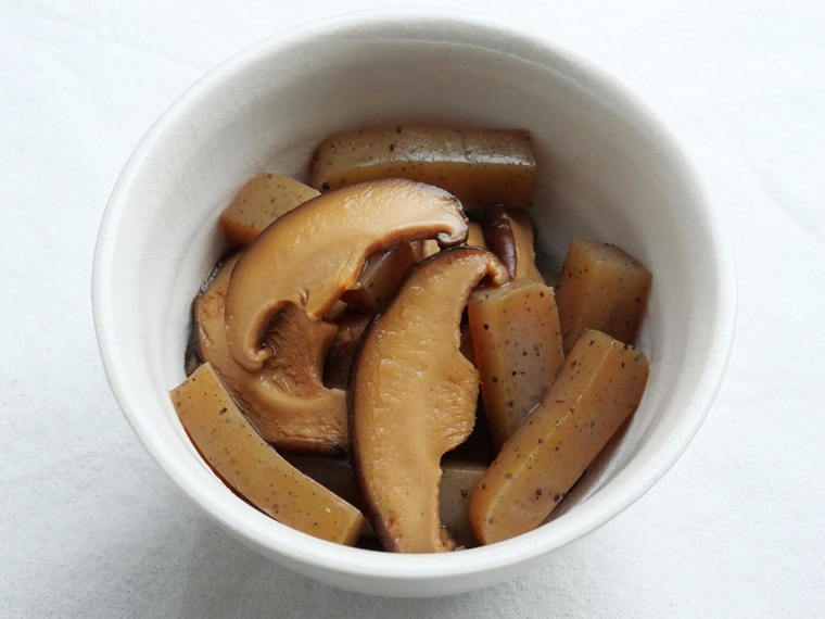 しいたけとこんにゃくの煮物（電気圧力鍋使用）