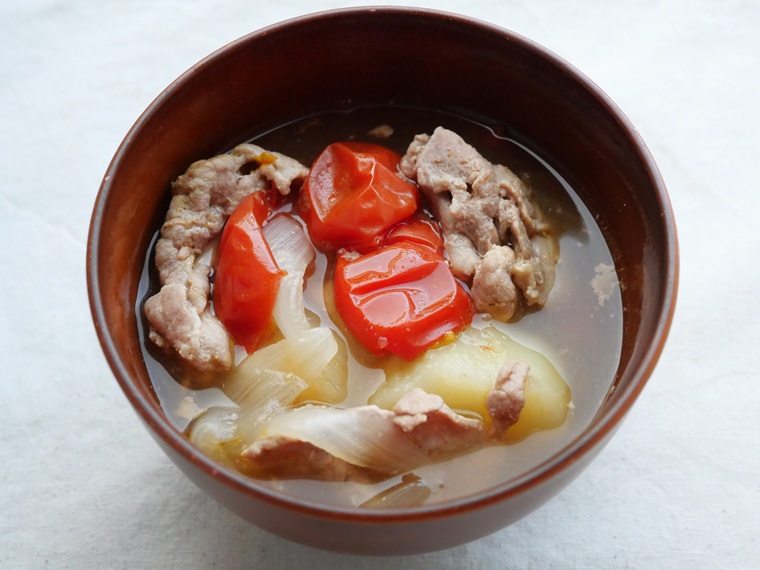 ミニトマト入り豚汁（電気圧力鍋使用）