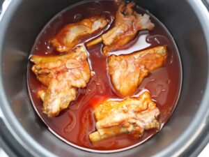 豚スペアリブが煮えたところ