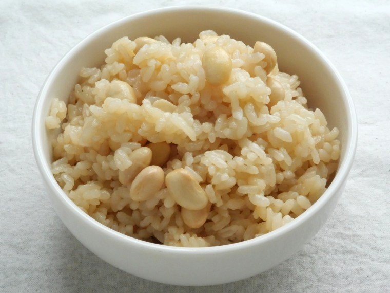 大豆ご飯（電気圧力鍋使用）